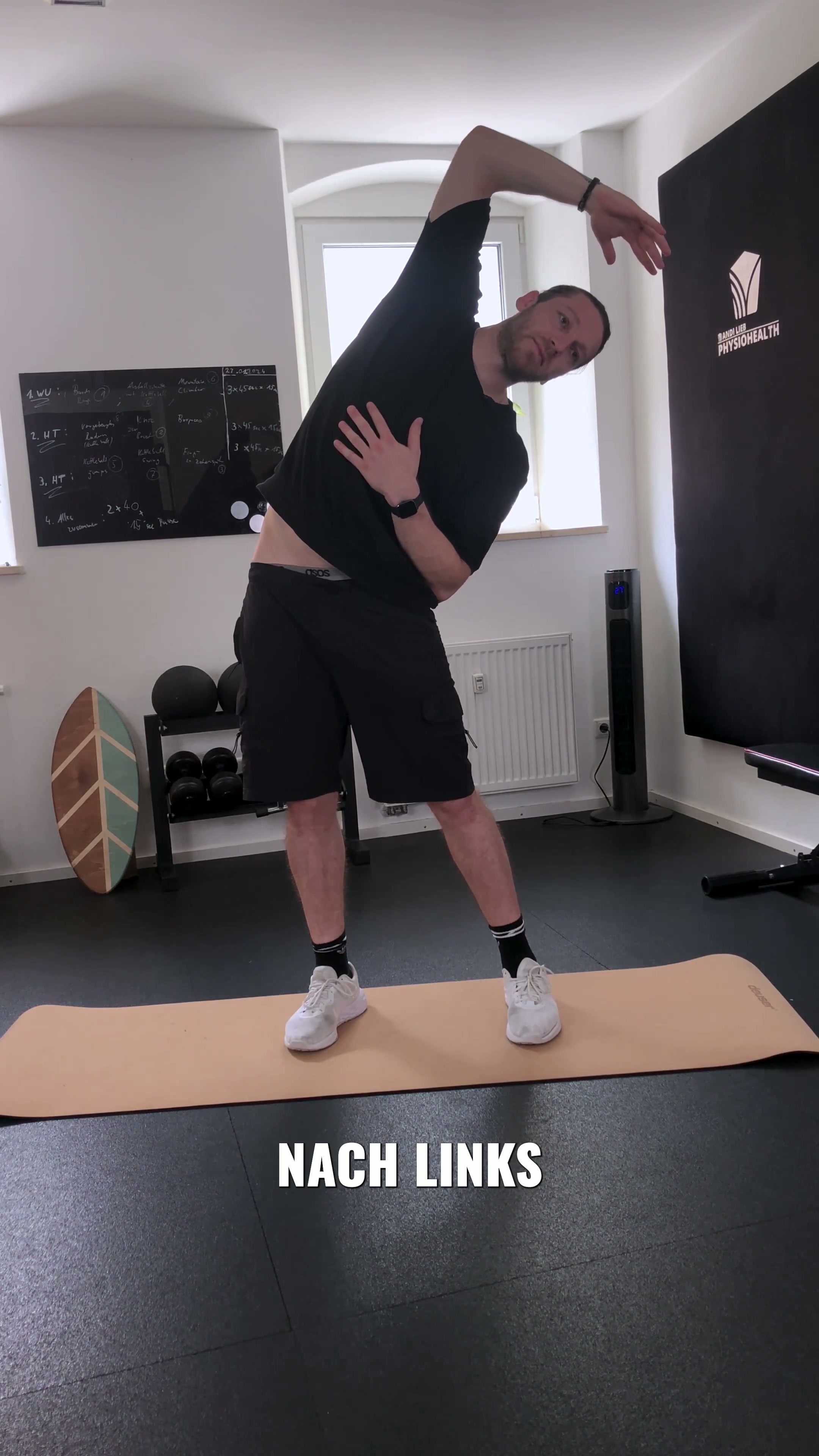 Seitliche Rumpfdehnung für Flexibilität